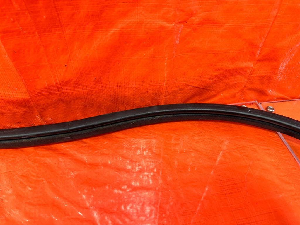 06 11 CIVIC 4D SEDAN   PASSENGER RIGHT REAR DOOR TO CHASSIS OPEN TRIM   OEM #7021