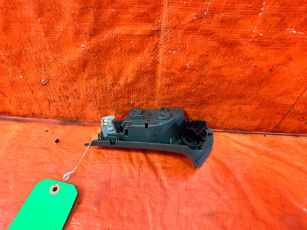 02 06 ACURA RSX   PASSENGER RIGHT INTERIOR DOOR HANDLE SCREW COVER TRIM OEM #3151