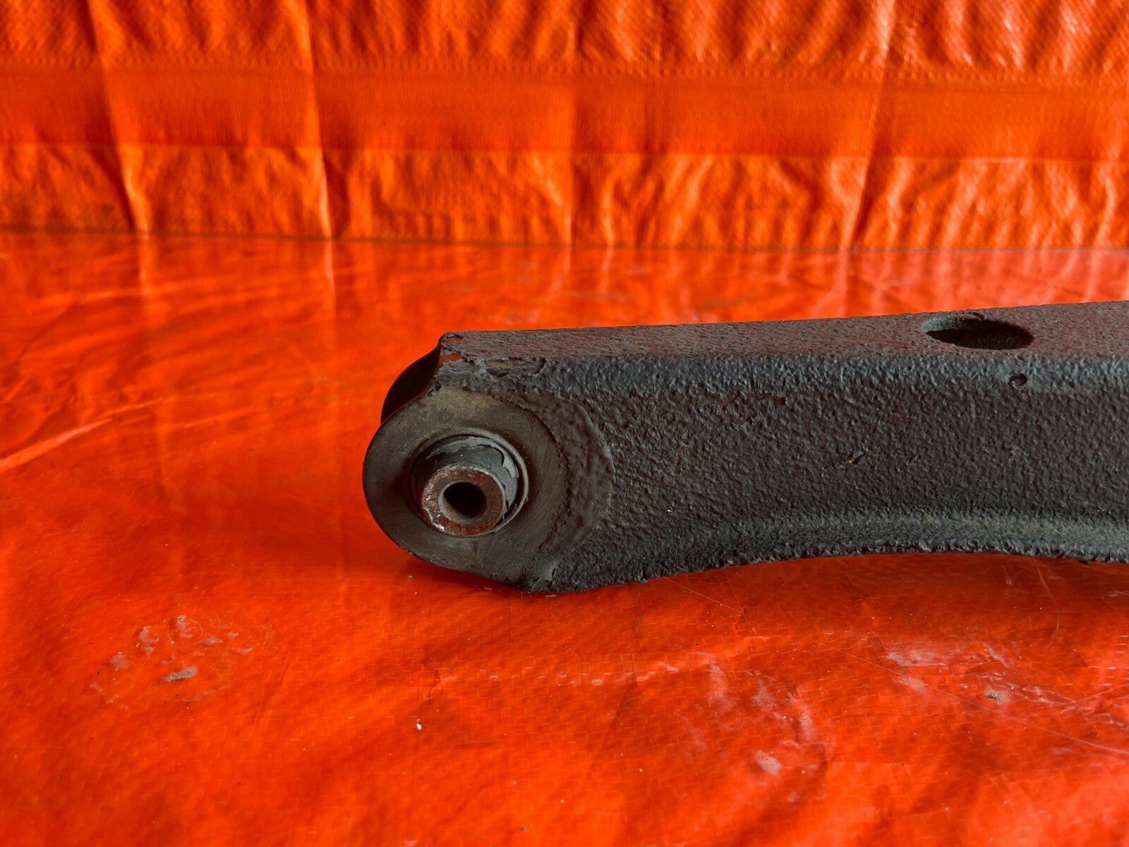 97 01 HONDA CR V CRV   REAR LOWER CONTROL ARM   PASSENGER RIGHT SIDE   OEM #535