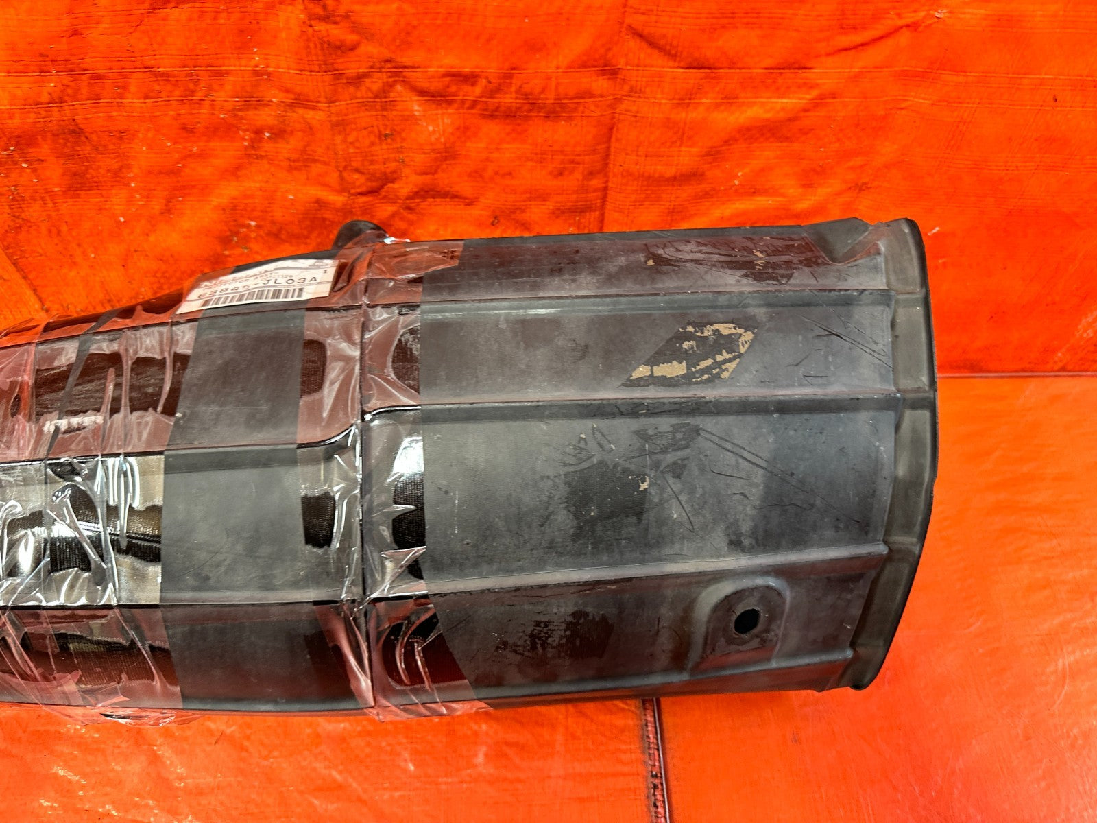 08 15 INFINITI G37 & Q60    2D COUPE   63845 JL03A   OEM FACOTRY OE7