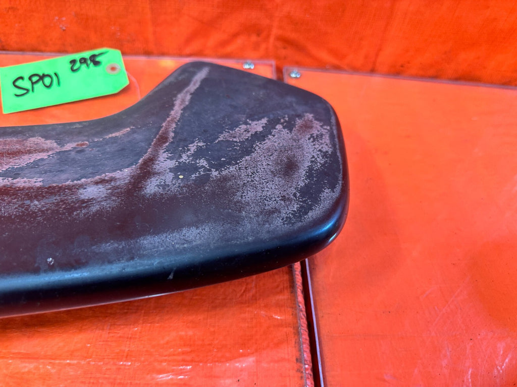03 07 INFINITI G35 COUPE   REAR WING SPOILER DECK LID TRIM   OEM FACTORY #2982