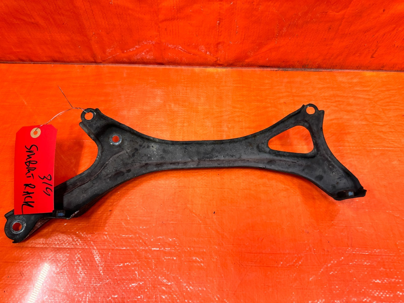 96 00 HONDA CIVIC   FRONT SUBFRAME BRACE BRACKET INSERT   OEM   #3197