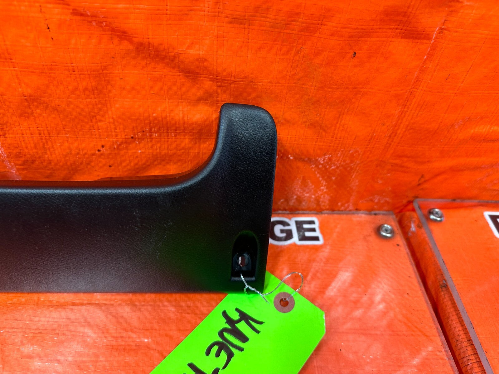 97 01 HONDA PRELUDE   KNEE TRIM UNDER STEERING COLUMN LOWER COVER   OEM #2524