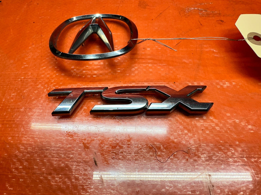 04 08 ACURA TSX 2.4L REAR TRUNK LID EMBLEM BADGE SET OEM #3304