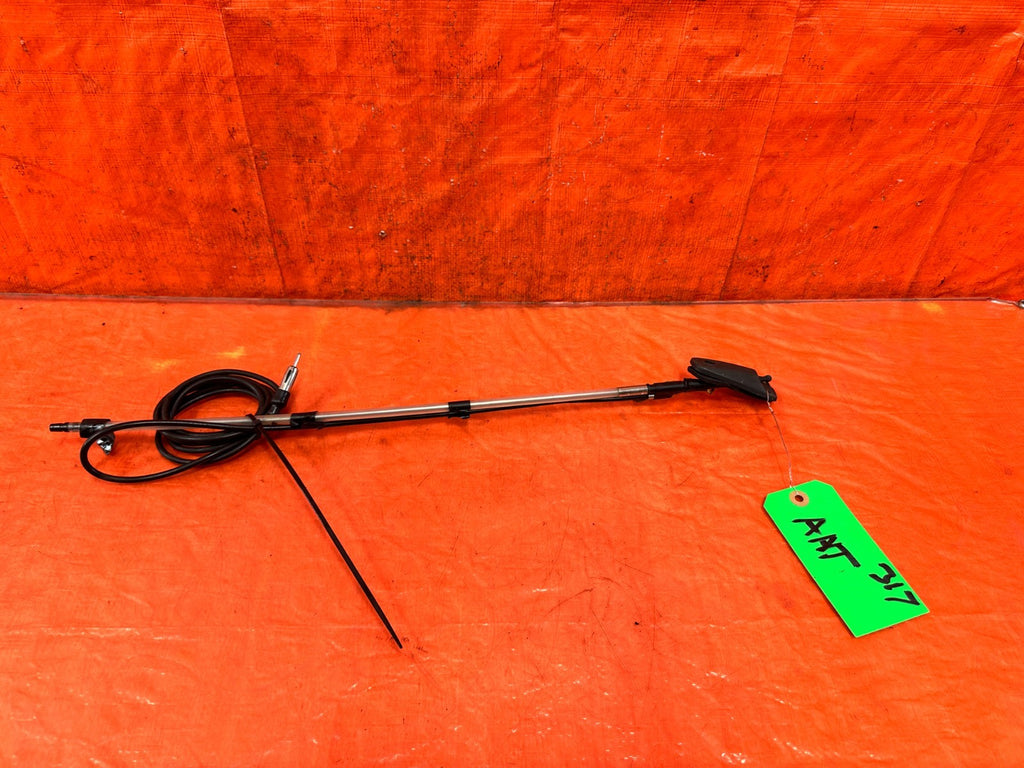 90 91 HONDA CIVIC HATCHBACK   ANTENNA   OEM 3170