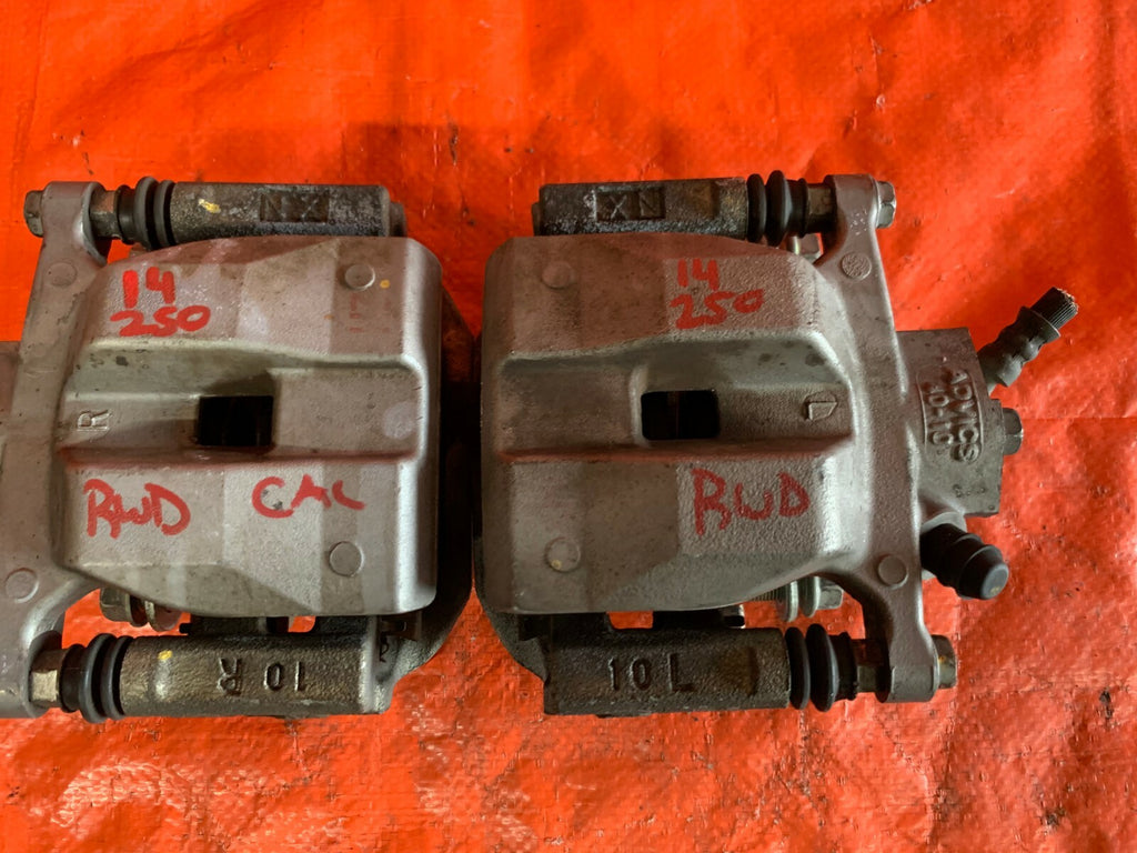 2015 LEXUS IS 250 IS250   RWD   REAR BRAKE CALIPER SET CALIPERS LEFT RIGHT OEM2