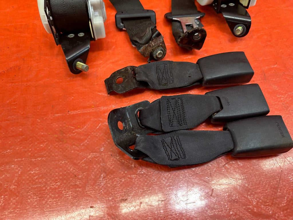 2003 HONDA CIVIC SI EP3 HATCH REAR SEAT BELT SET LEFT & RIGHT SEAT BELTS OEM 2303