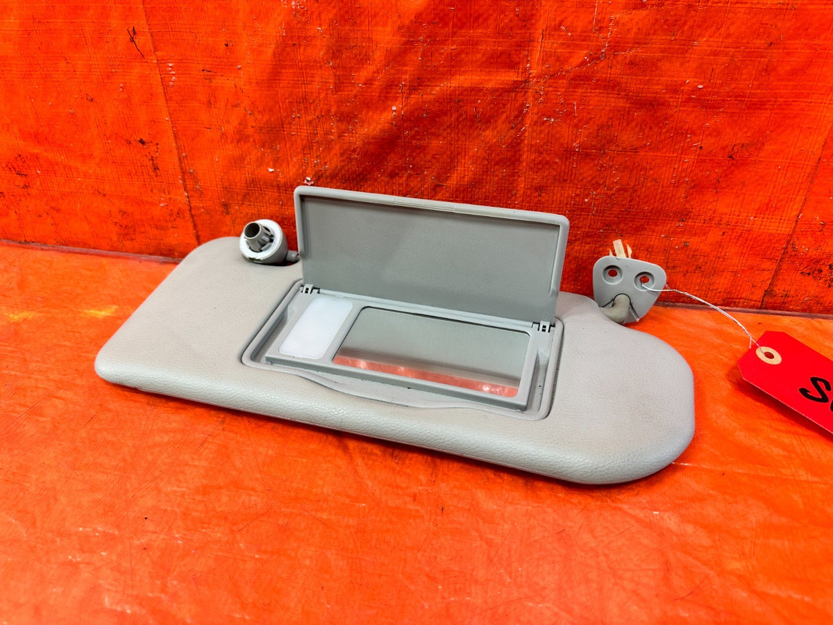 09-15 INFINITI G37 CONVERTIBLE - PASSENGER RIGHT SUN VISOR - OEM 3101