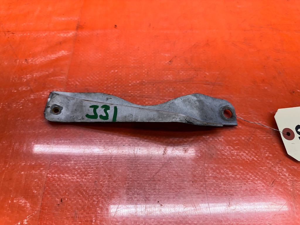 1994 2001 ACURA INTEGRA RH PASSENGER SIDE FENDER SUPPORT BRACKET #3314