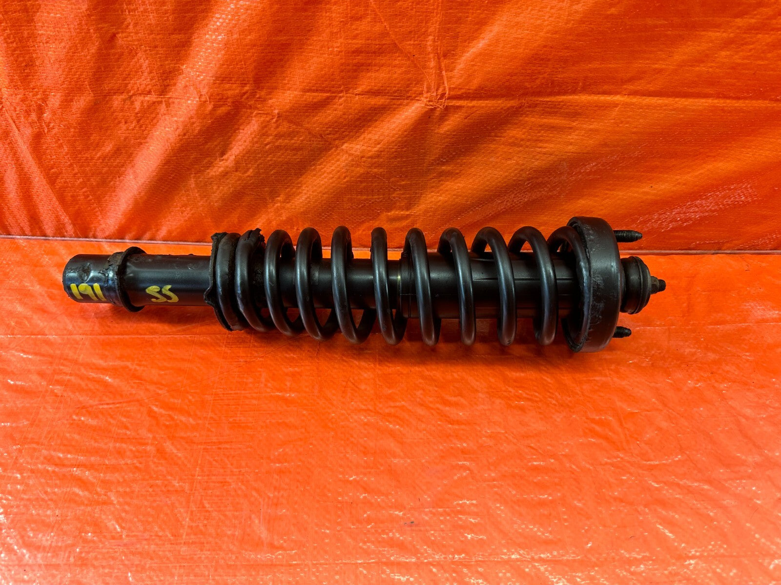 96 00 HONDA CIVIC   FRONT SHOCK & SPRING   LEFT OR RIGHT FACTORY OEM FACTORY 1910