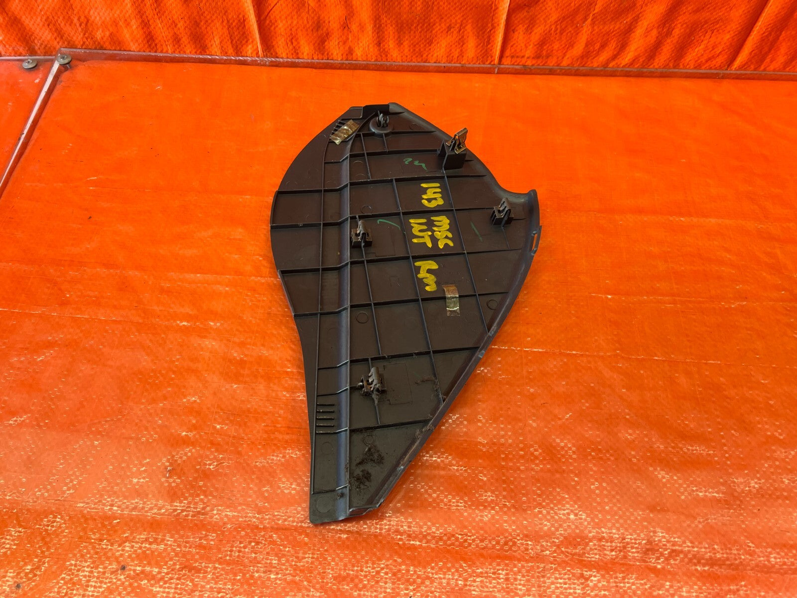 99 00 HONDA CIVIC   COUPE & HATCH   DASH BOARD TRIM PASSENGER RIGHT SIDE OEM 1436