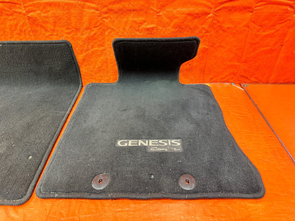 13 16 HYUNDAI GENESIS COUPE   FLOOR MAT SET   BLACK COLOR   LEFT RIGHT FRONT OEM1
