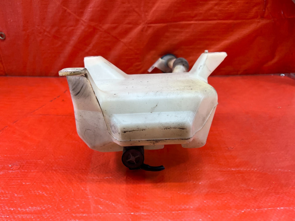 04 08 ACURA TSX   WINDSHIELD WIPER RESERVOIR TANK W/ MOTOR   OEM FACTORY #20913