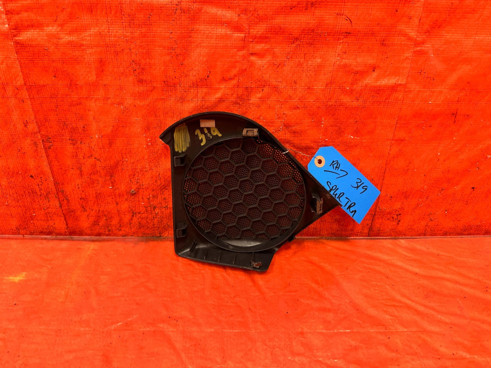 96 00 HONDA CIVIC   COUPE & HATCH DARK GRAY RIGHT DOOR PANEL SPEAKER COVER 3192