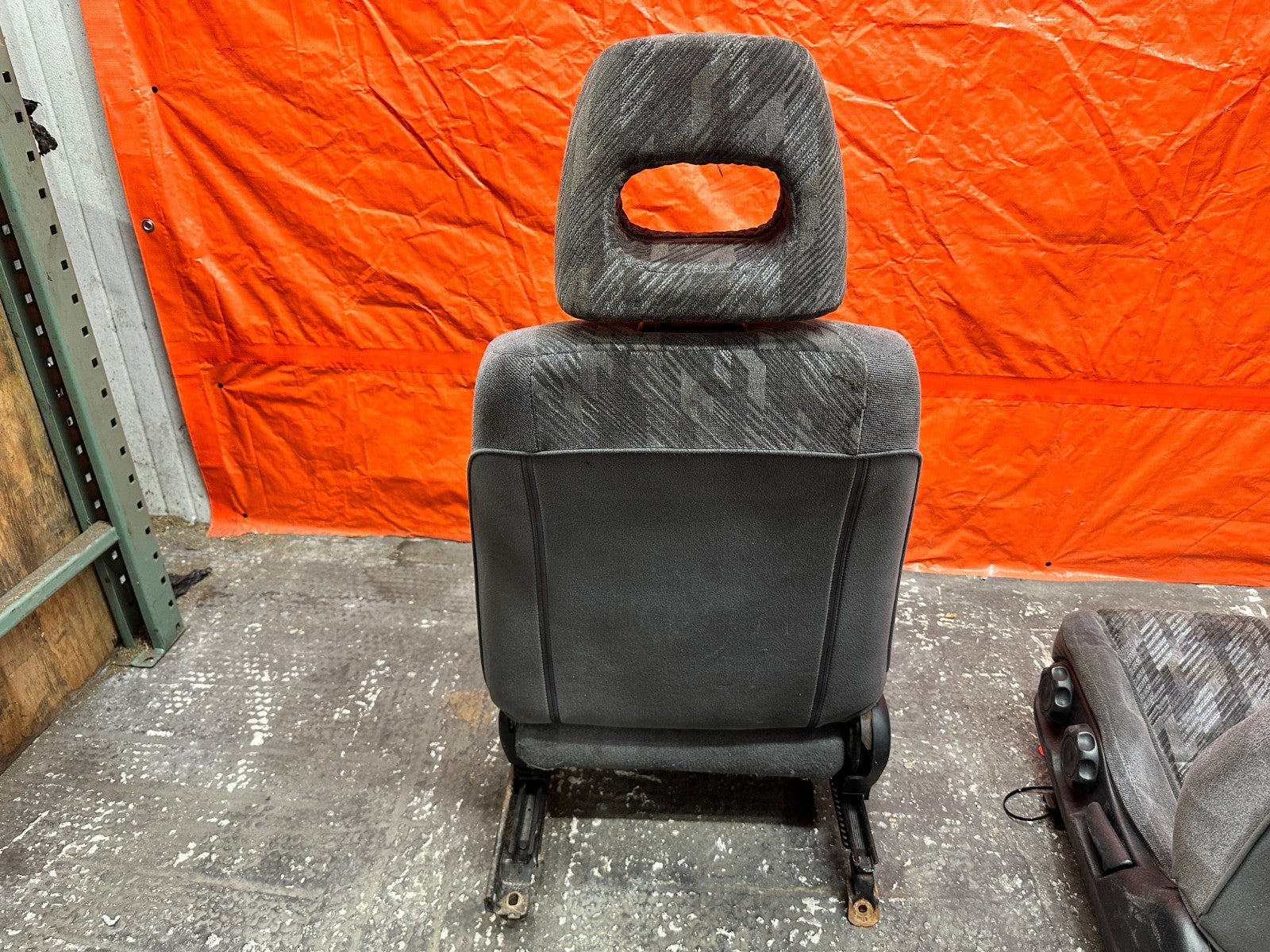 94 01 ACURA INTEGRA FRONT LEFT RIGHT CONFETTI SEATS OEM #33112