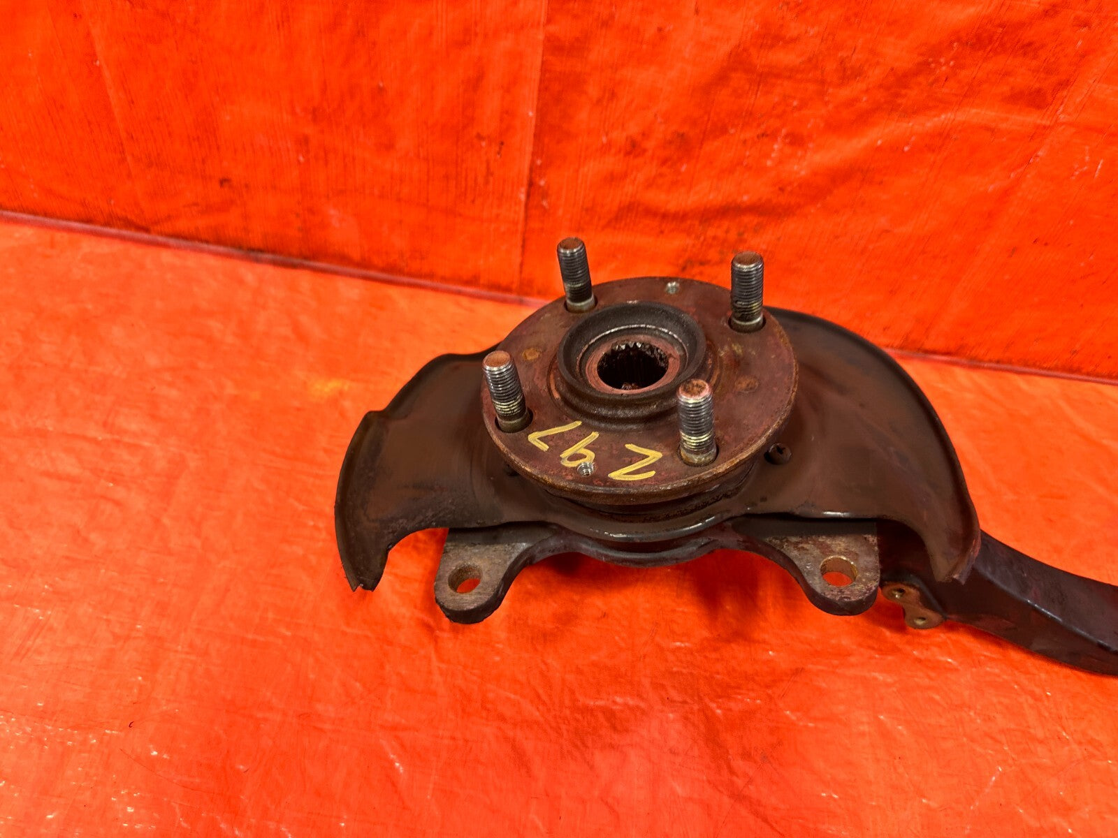 96 00 HONDA CIVIC   CX DX LX   RIGHT FRONT SPINDLE KNUCKLE HUB   OEM #2973