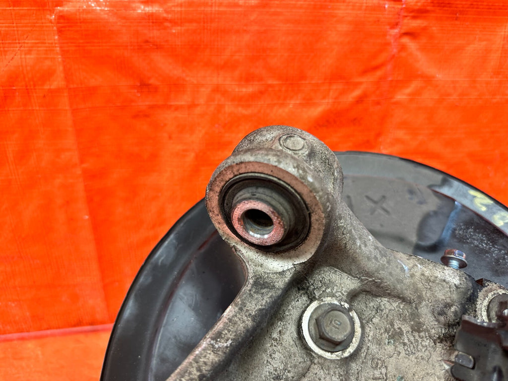 06 11 HONDA CIVIC SI   PASSENGER RIGHT REAR   SPINDLE KNUCKLE HUB   OEM #2864