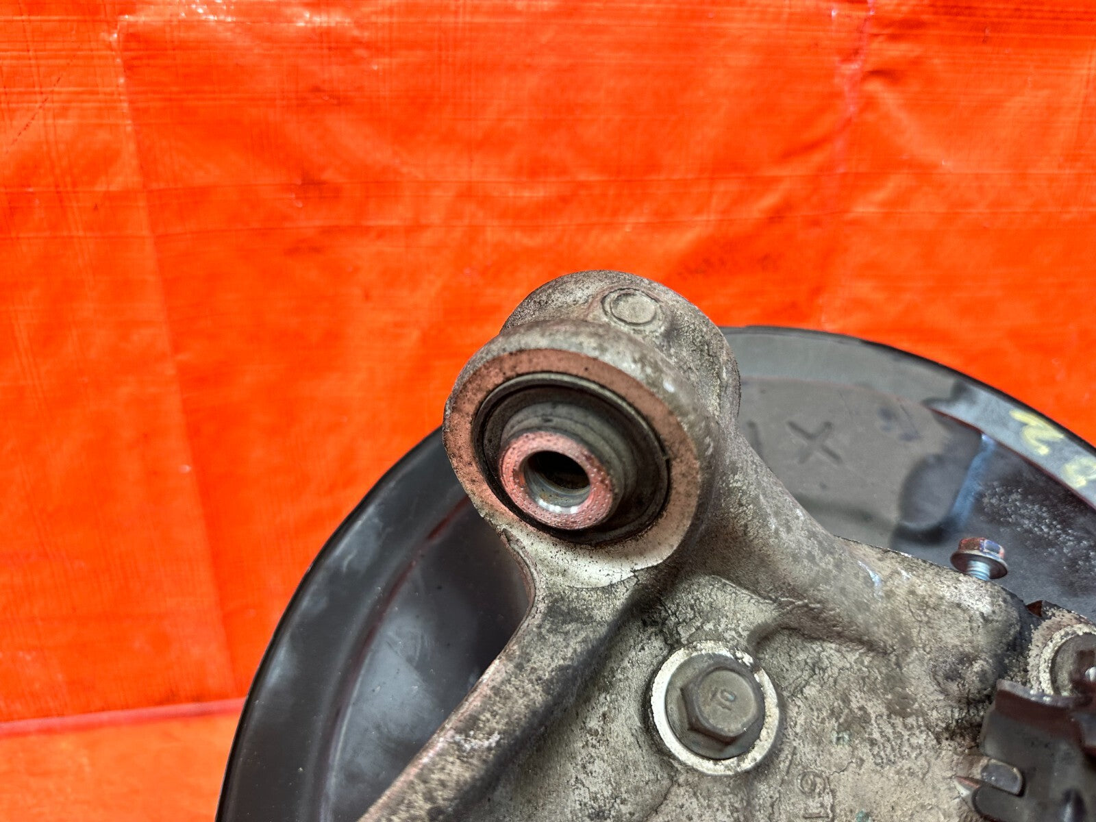 06 11 HONDA CIVIC SI   PASSENGER RIGHT REAR   SPINDLE KNUCKLE HUB   OEM #2864