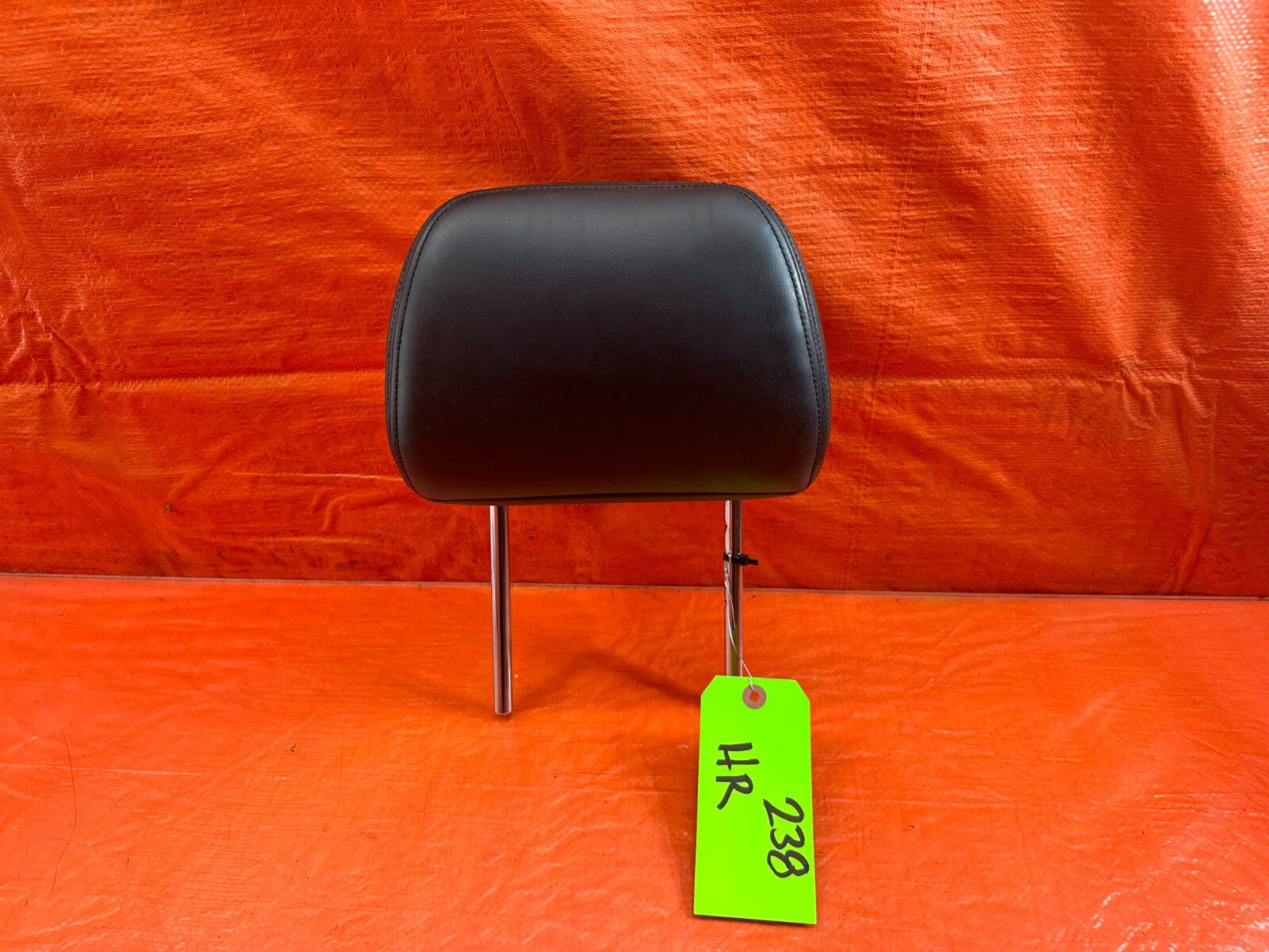 09 13 INFINITI  G37 SEDAN   FRONT SEAT HEAD REST   LEFT OR RIGHT OEM FACTORY 2380
