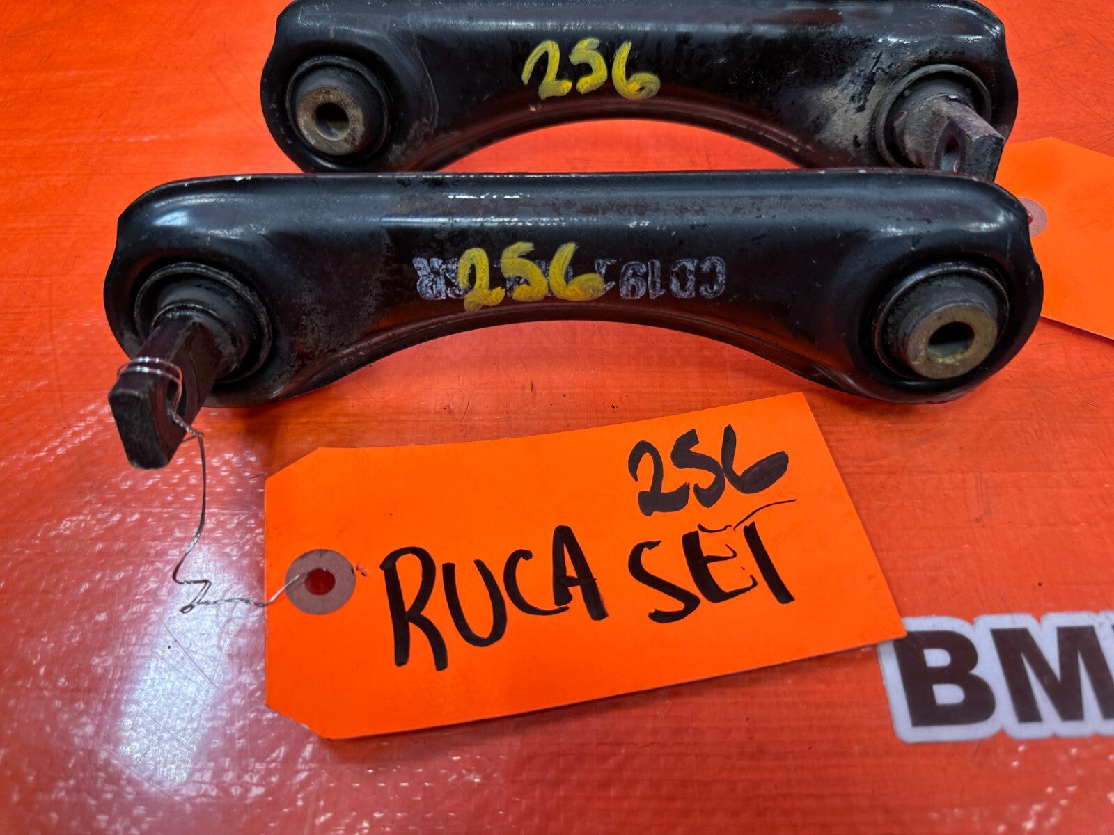 93 97 HONDA DEL SOL   LEFT AND RIGHT REAR UPPER CONTROL ARMS OEM FACTORY #2561