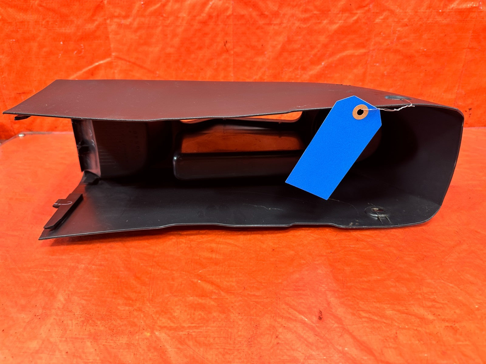 02 05 HONDA CIVIC SI EP3 HATCH   ARM REST CUP HOLDER PORTION REAR PART OEM 3084