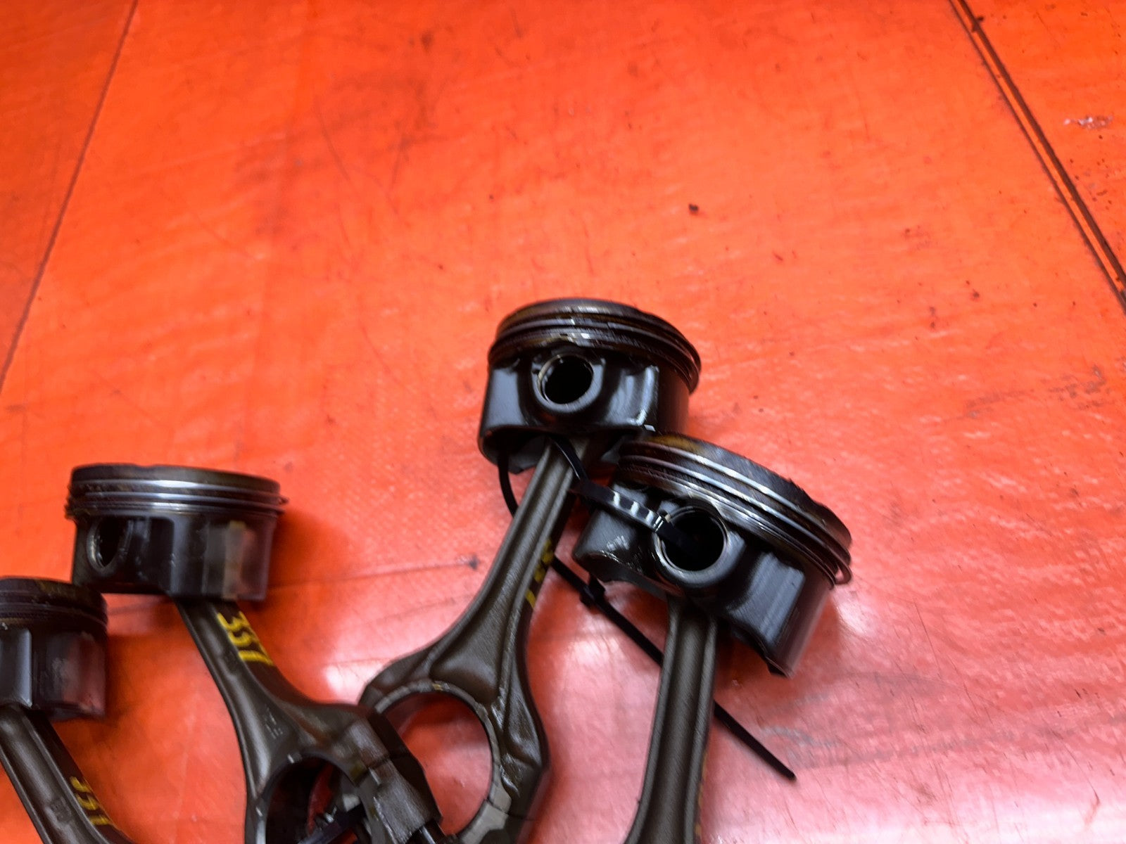 04 09 HONDA S2000 AP2 F22C ENGINE PISTON CONNECTING ROD RODS SET OEM #33717