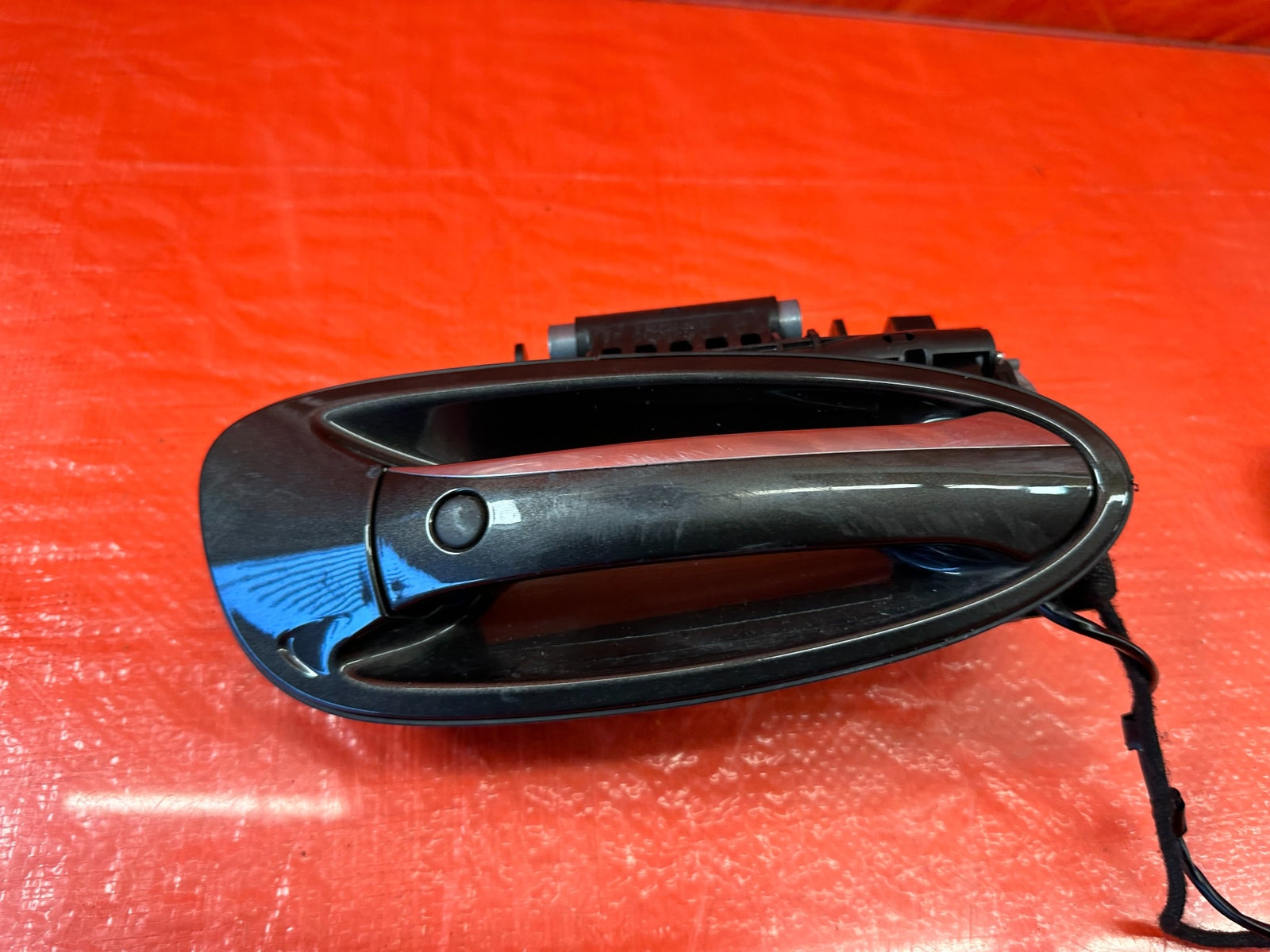 10 16 PORSCHE PANAMERA PASSENGER RIGHT REAR EXTERIOR DOOR HANDLE OEM FACTORY #656