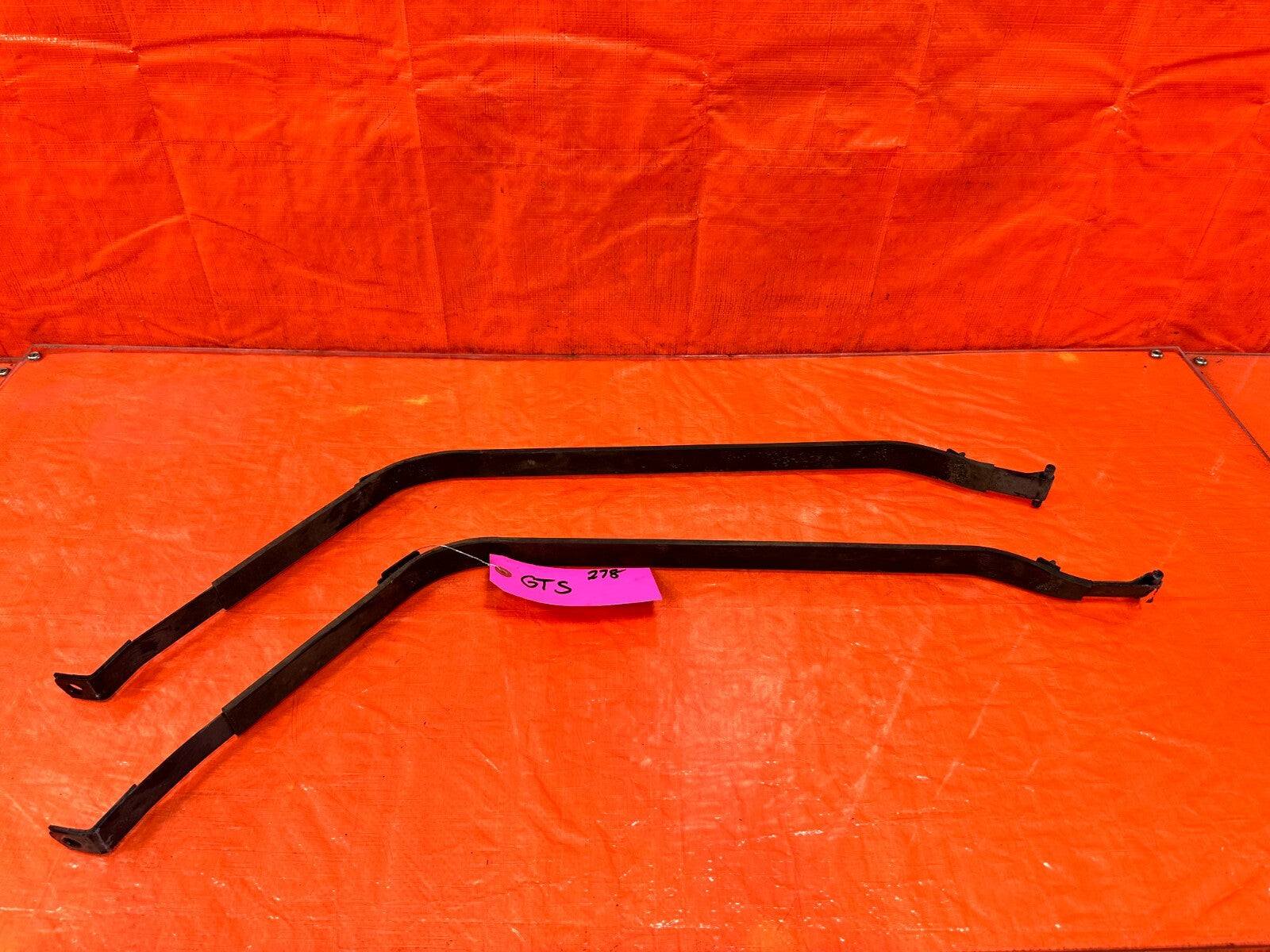 08 15 INFINITI G37 COUPE GAS GASOLINE FUEL TANK MOUNTING STRAPS BAND SET OEM 2786