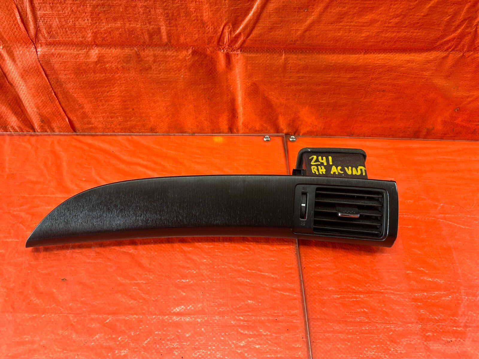 13 15 HONDA ACCORD SEDAN EX EXL PASSENGER RIGHT AC AIR CONDITIONING VENT OEM 2415