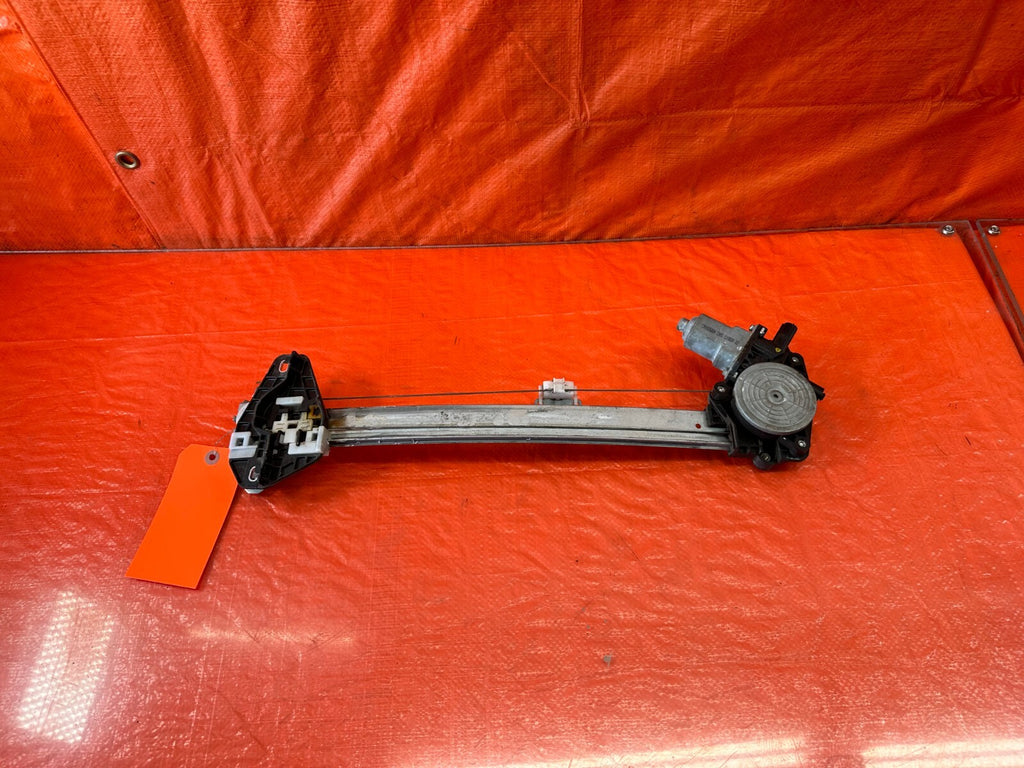 08 12 HONDA ACCORD SEDAN RIGHT REAR    WINDOW REGULATOR W/ MOTOR   OEM #2397