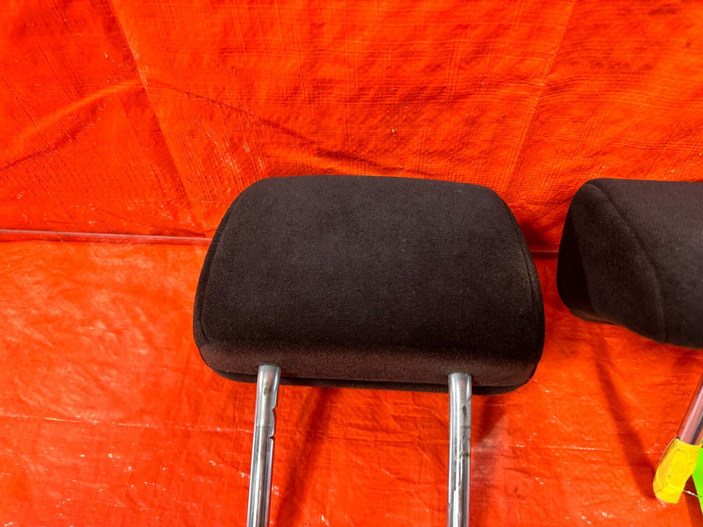 07 08 HONDA CIVIC SI SEDAN   REAR SEAT HEAD REST SET LEFT AND RIGHT   OEM #2828
