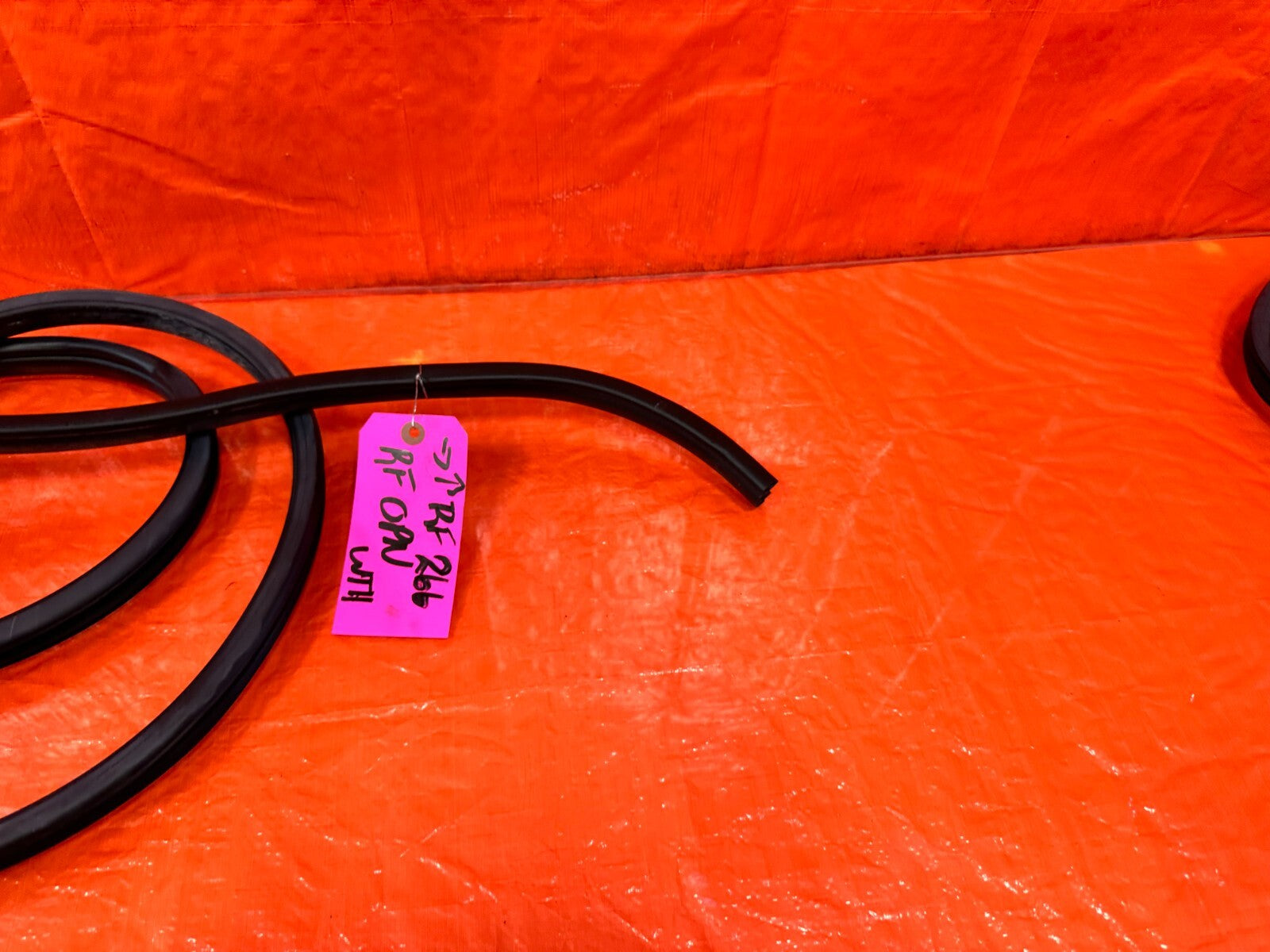 15 21 SUBARU WRX STI CHASSIS TO DOOR OPEN TRIM WEATHER STRIP RIGHT FRONT OEM 2664
