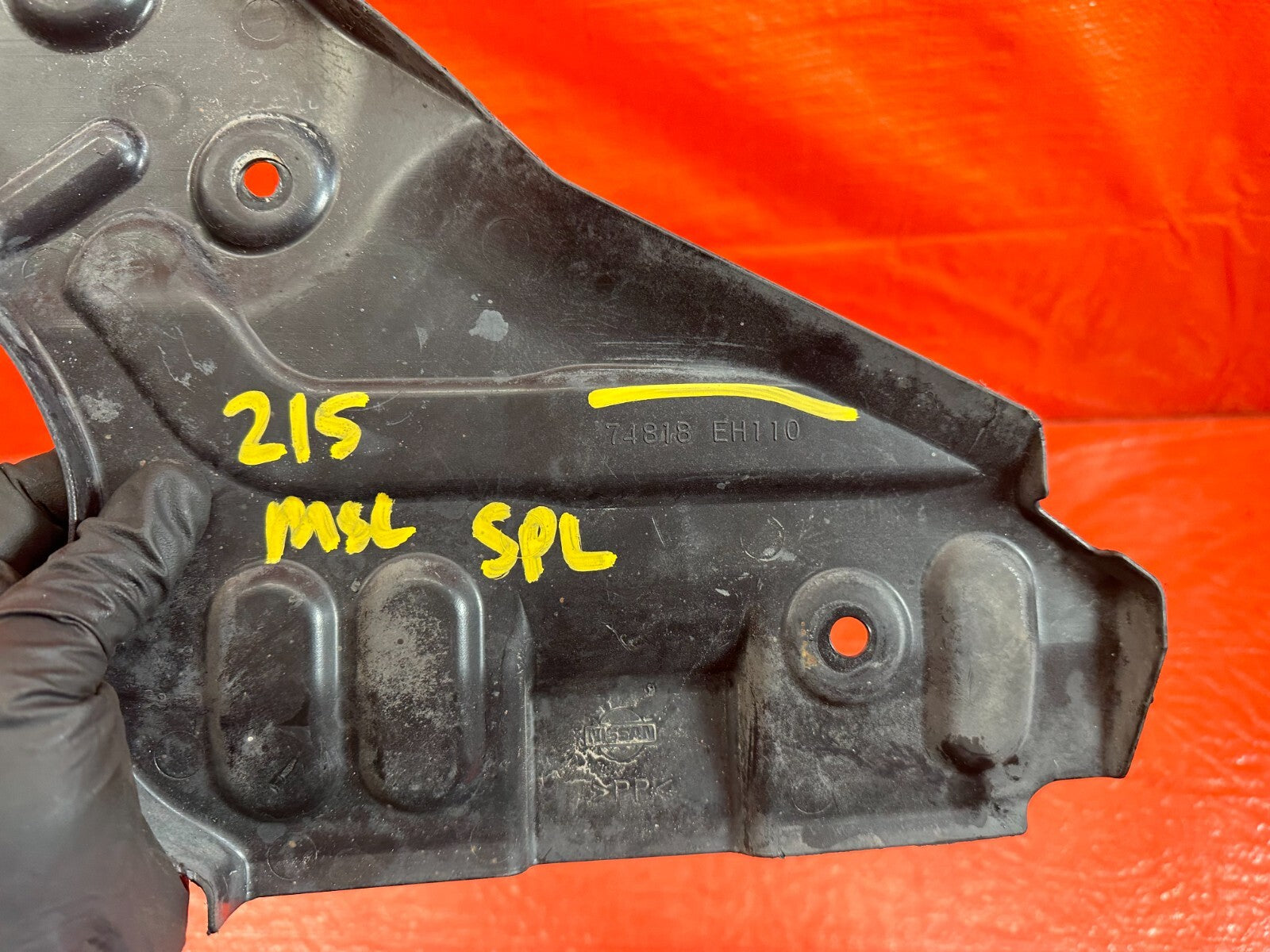 08 10 INFINITI G37 2D COUPE   SPLASH SHIELD REAR UNDER COVER RIGHT   OEM #21510