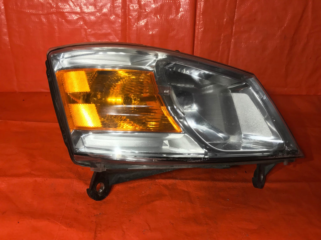 OEM 2008 2009 2010 DODGE CARAVAN HEADLIGHT HEADLAMP   PASSENGER RIGHT GOOD TABS4