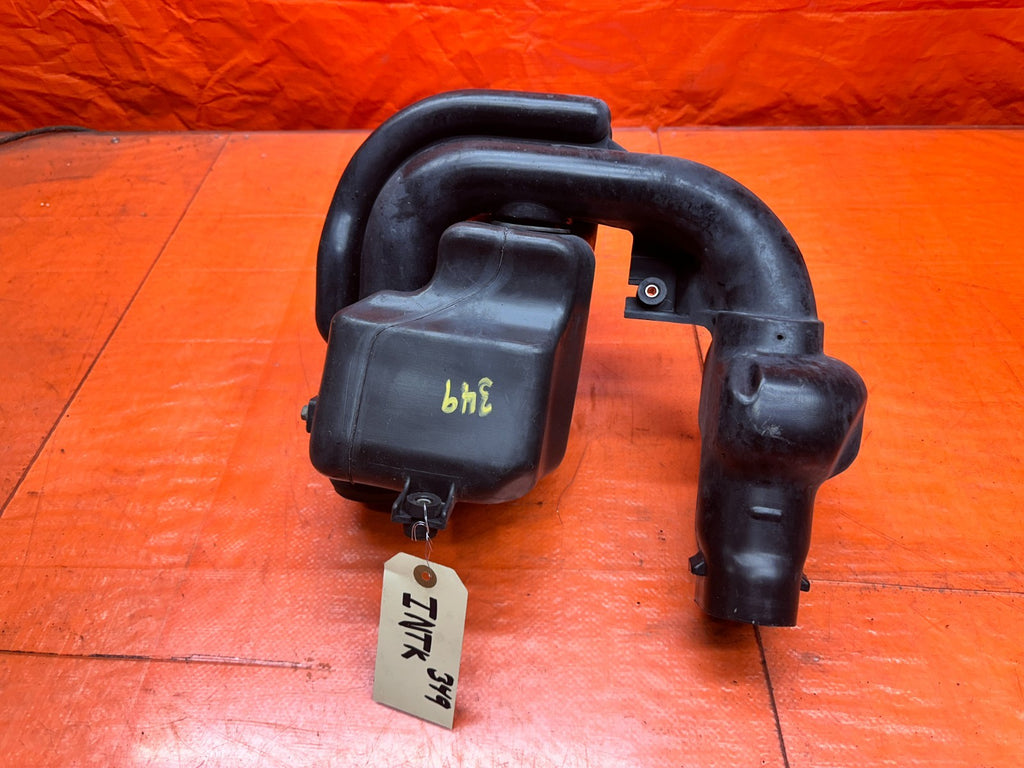94-01 ACURA INTEGRA AIR INTAKE RESONATOR CHAMBER BOX ASSEMBLY OEM #3490