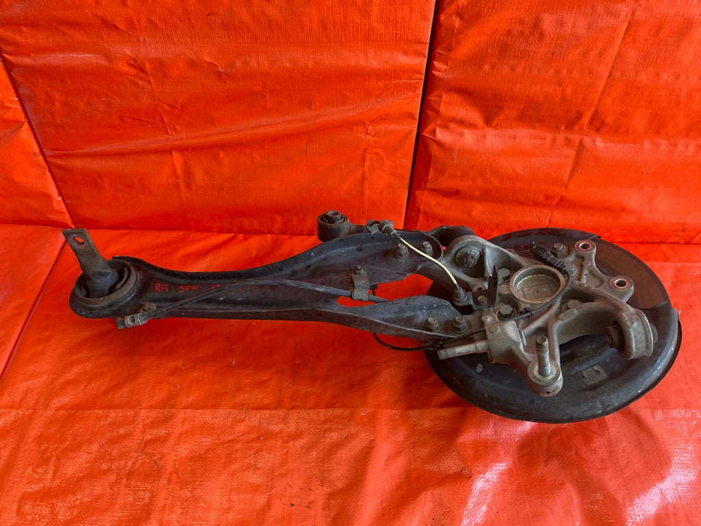 11 17 HONDA ODYSSEY   PASSENGER RIGHT REAR   SPINDLE KNUCKLE HUB W/ CONTROL ARM9