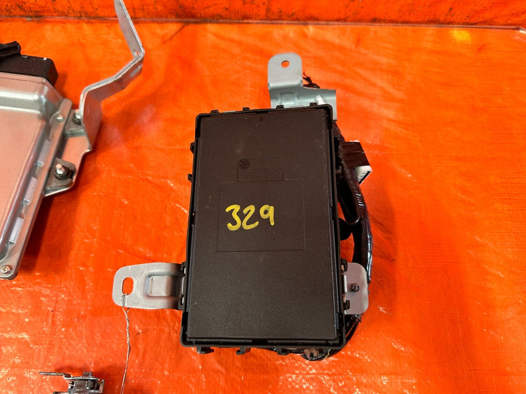 14 15 INFINITI Q60   AUTOMATIC ENGINE COMPUTER ECY W/ BCM / KEY  / FOB   OEM 3296