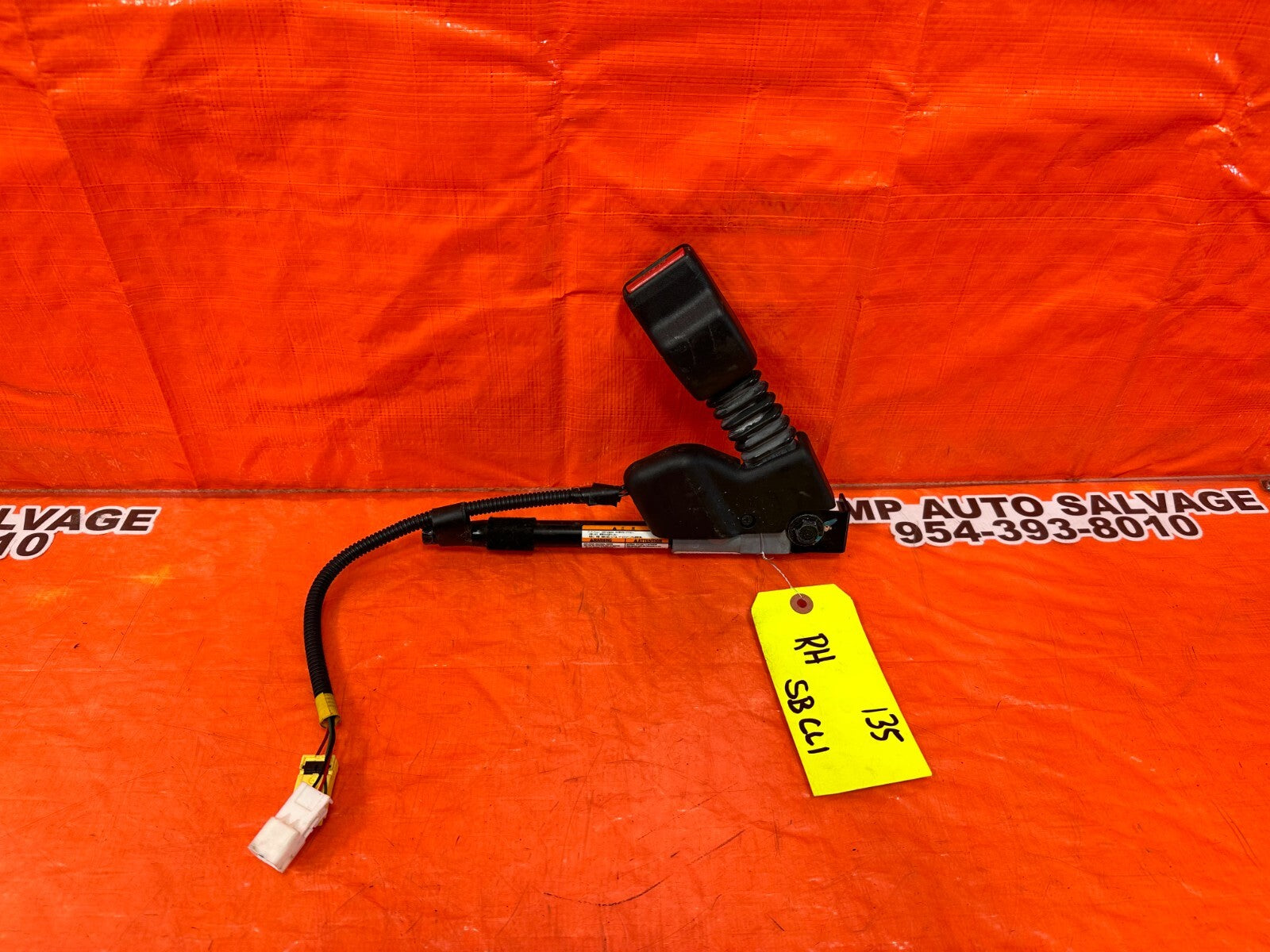 07 11 HONDA CIVIC SI SEDAN   PASSENGER RIGHT FRONT SEAT BELT CLIP BUCKLE OEM 1350