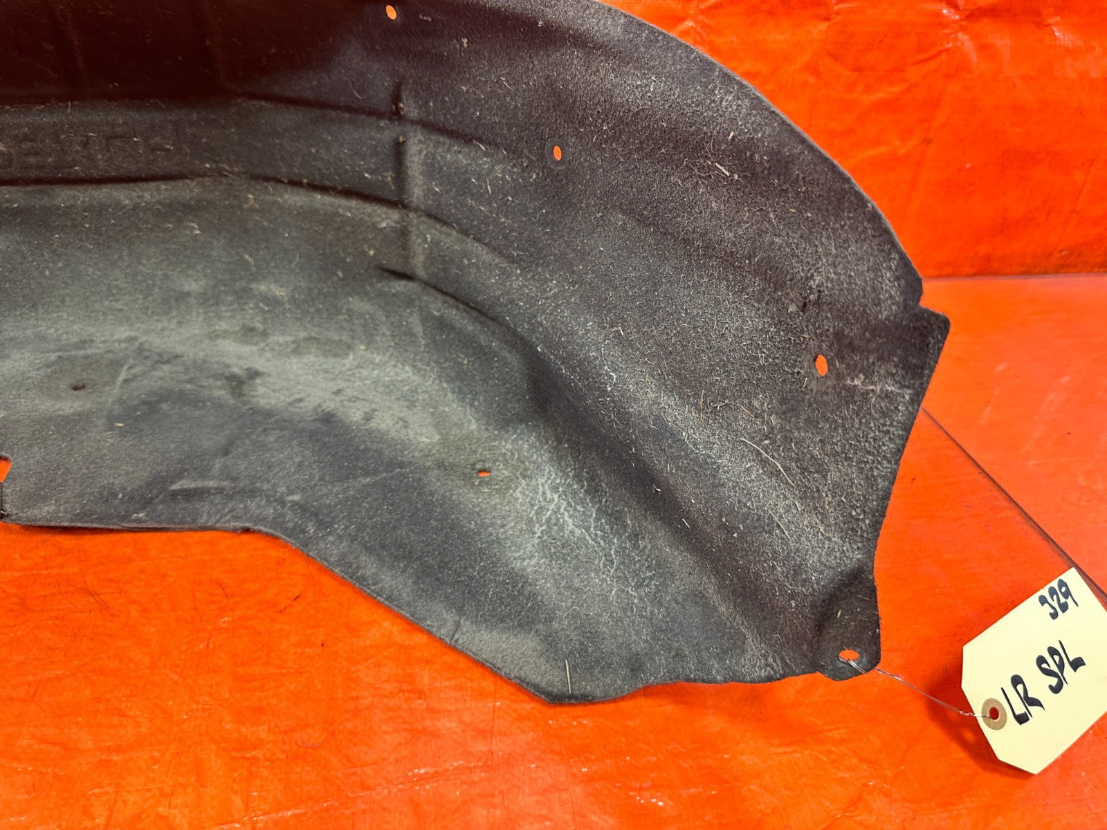 09 15 INFINITI G37 Q60 CONVERTIBLE LEFT DRIVER REAR FENDER WHEEL WELL LINER #3298