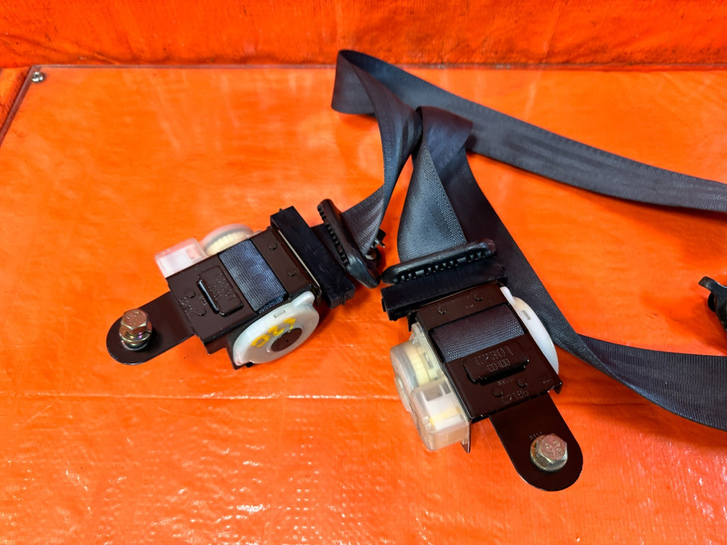 97 01 HONDA PRELUDE   REAR SEAT BELT SET   LEFT & RIGHT SEAT BELTS   OEM #32312