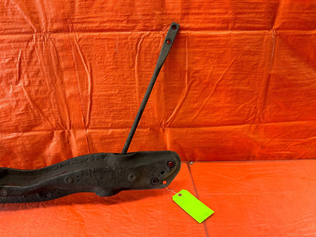 88 91 HONDA CRX   ENGINE MOTOR SUB FRAME CROSS MEMBER   FRONT PORTION   OEM #24312