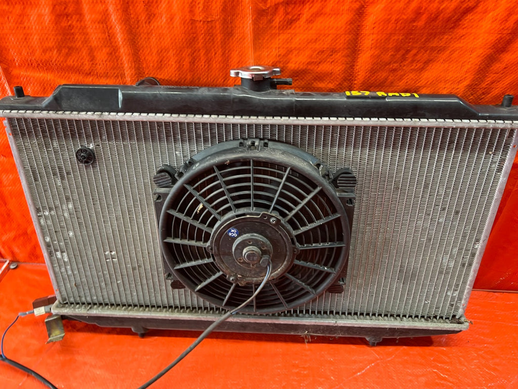 88 91 HONDA CRX DX SI   RADIATOR ASSEMBLY   AUTOMATIC TRANSMISSION ONLY OEM #1575