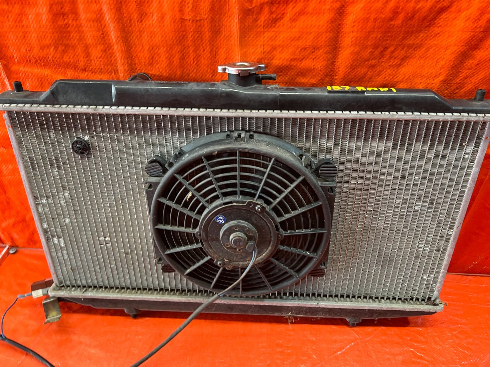88 91 HONDA CRX DX SI   RADIATOR ASSEMBLY   AUTOMATIC TRANSMISSION ONLY OEM #1575