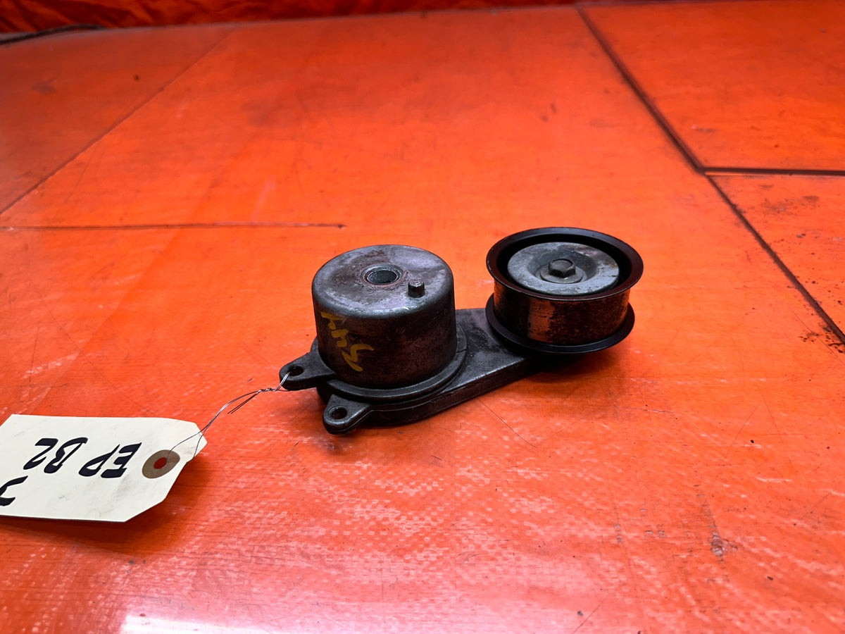 14-15 INFINITI Q50 3.7L VQ37VHR DRIVE BELT TENSIONER IDLER PULLEY BRACKET OEM #34