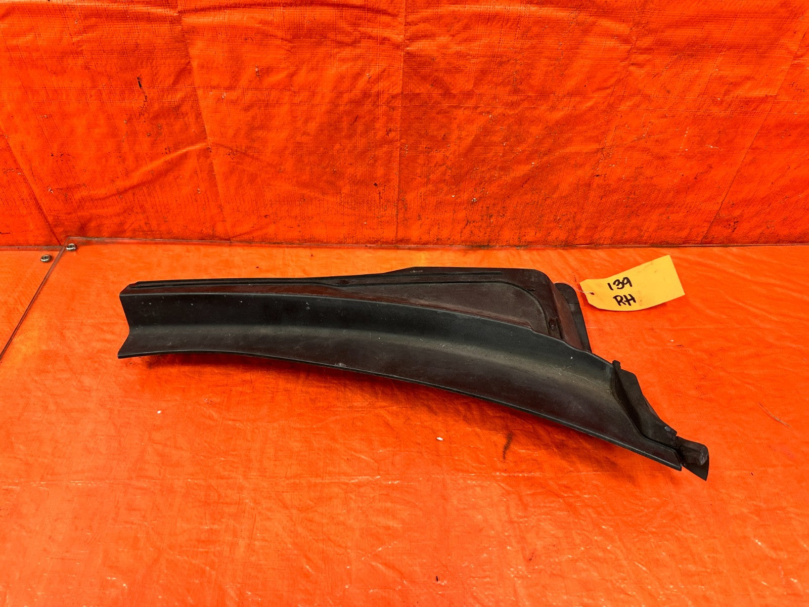 ACURA RSX WINDSHIELD WIPER COWL BEZEL PLASTIC TRIM PASSENGER RIGHT SIDE OEM #1390