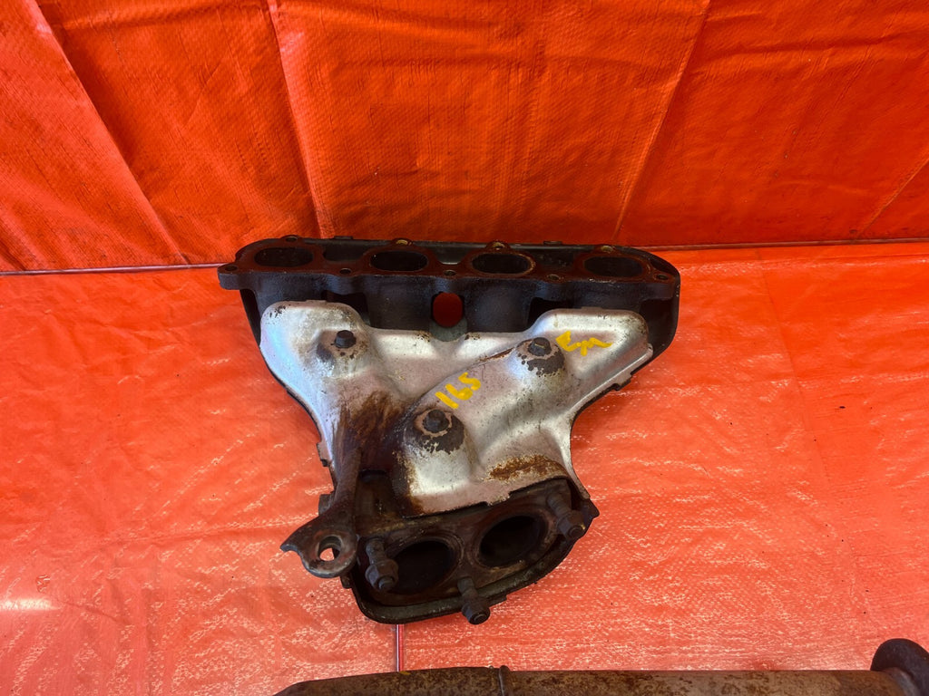 94 01 ACURA INTEGRA B18B1 NON VTEC EXHAUST MANIFOLD W/ SHIELD HEADER OEM #16515