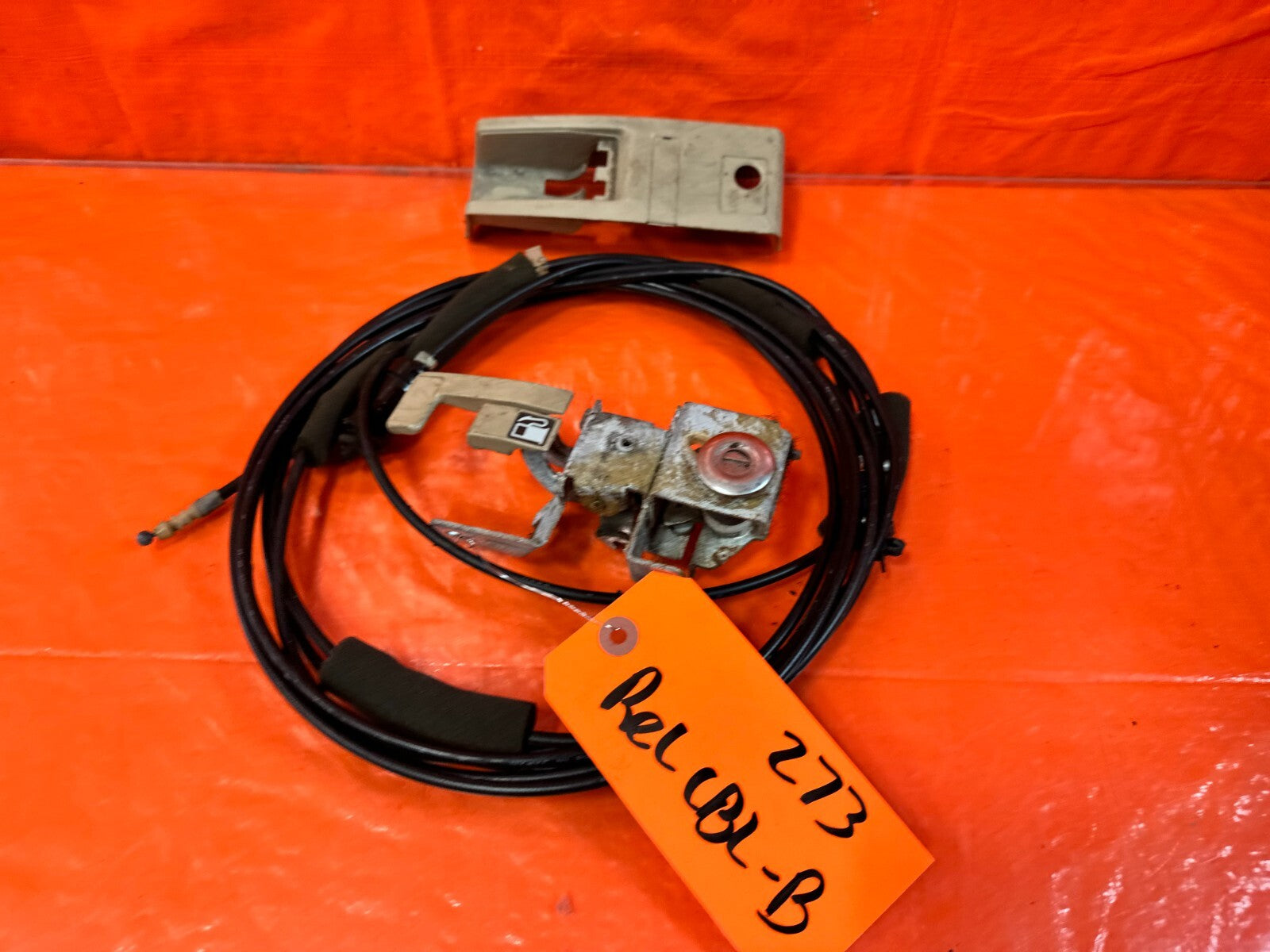 92 96 HONDA PRELUDE   GAS FUEL RELEASE & TRUNK HATCH RELEASE WIRE CABLE OEM #2736
