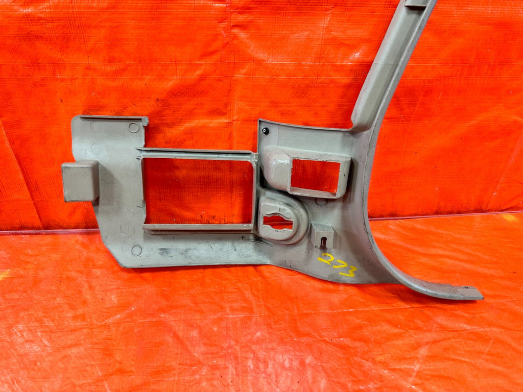 92 96 HONDA PRELUDE   KICK PANEL   DRIVER LEFT SIDE   TAN COLOR   OEM #2739
