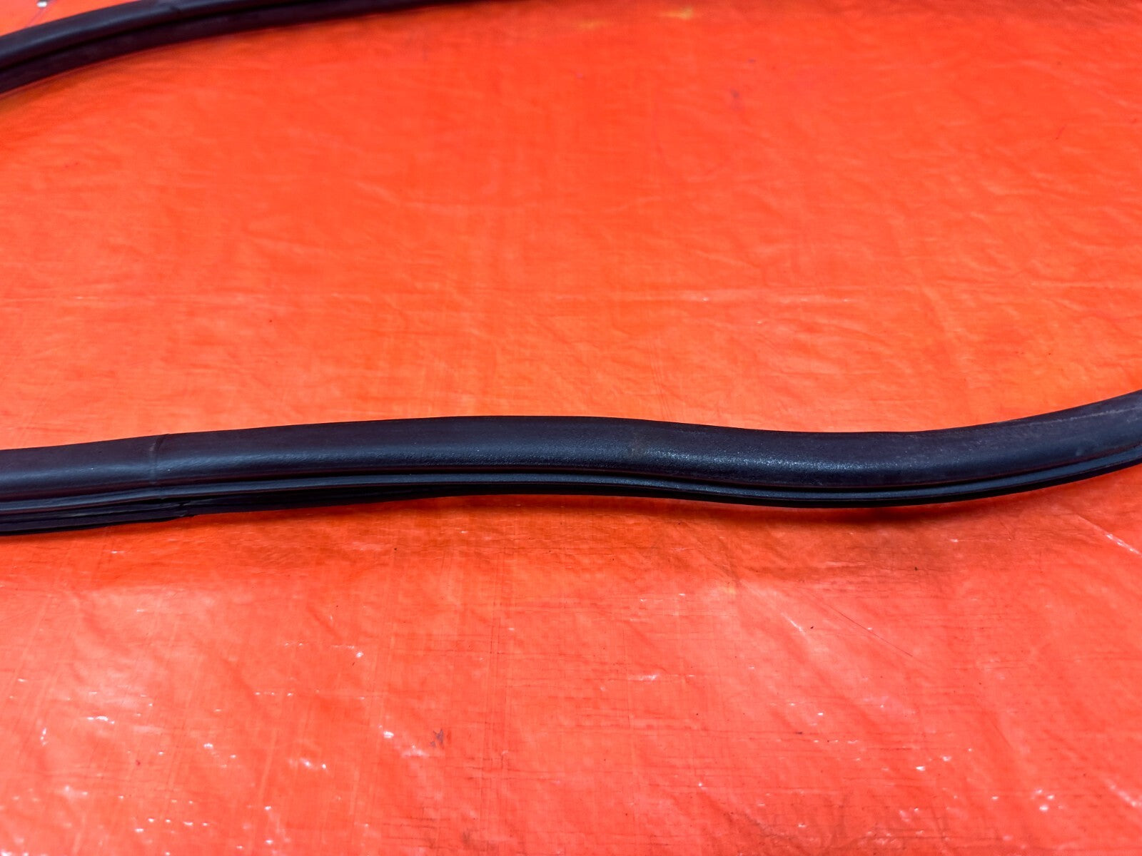 06 11 CIVIC 4D SEDAN   PASSENGER RIGHT REAR DOOR TO CHASSIS OPEN TRIM   OEM #2827
