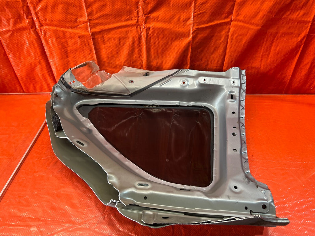 97 01 HONDA PRELUDE PASSENGER RIGHT REAR 1/4 QUARTER GLASS WINDOW OEM #1369